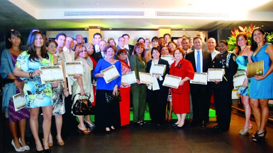 60 nominados para Hombre y Mujer del Año