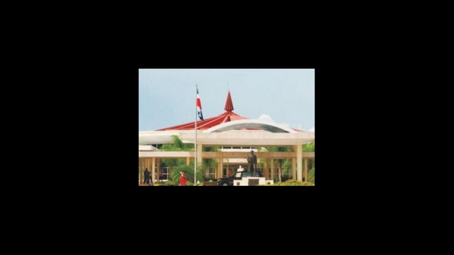 Rector de la UASD ordena dejar sin efecto cobro para revisar tesis y monográficos