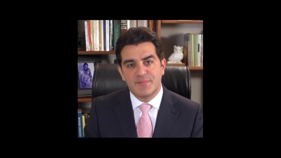 Julio Cury acusa al gobierno de violar la privacidad de Pepe Goico