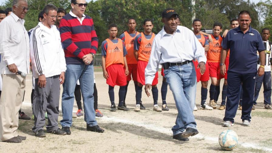 Oncenos Escuela BOB y Benfica triunfan en Copa Independencia