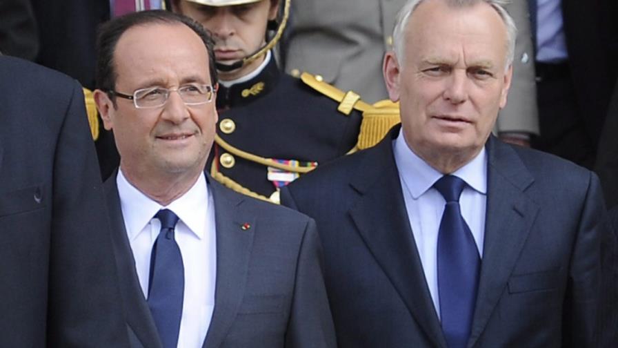 Francois Hollande se juramenta como nuevo presidente francés Francois Hollande se juramenta como nuevo presidente francés