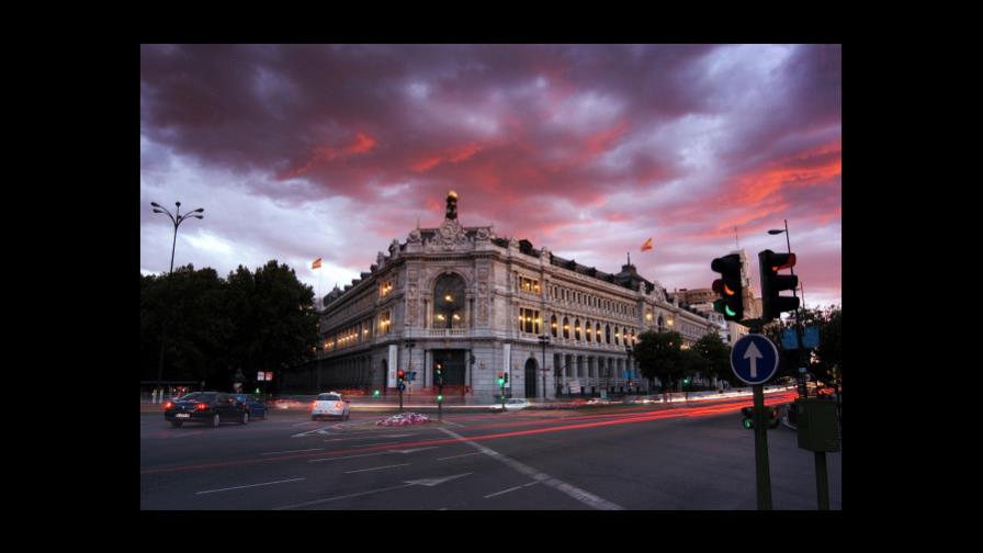 Vuelve a subir costo de deuda de España