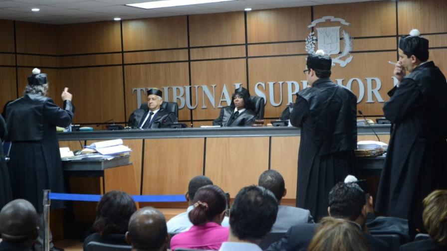 TSE declara nula suspensión de dirigentes del PRD y expulsión de Gómez Casanova