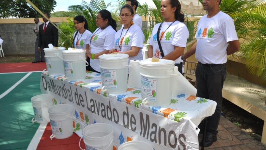 Autoridades inician jornada por Día Mundial Lavado de Manos Autoridades inician jornada por Día Mundial Lavado de Manos