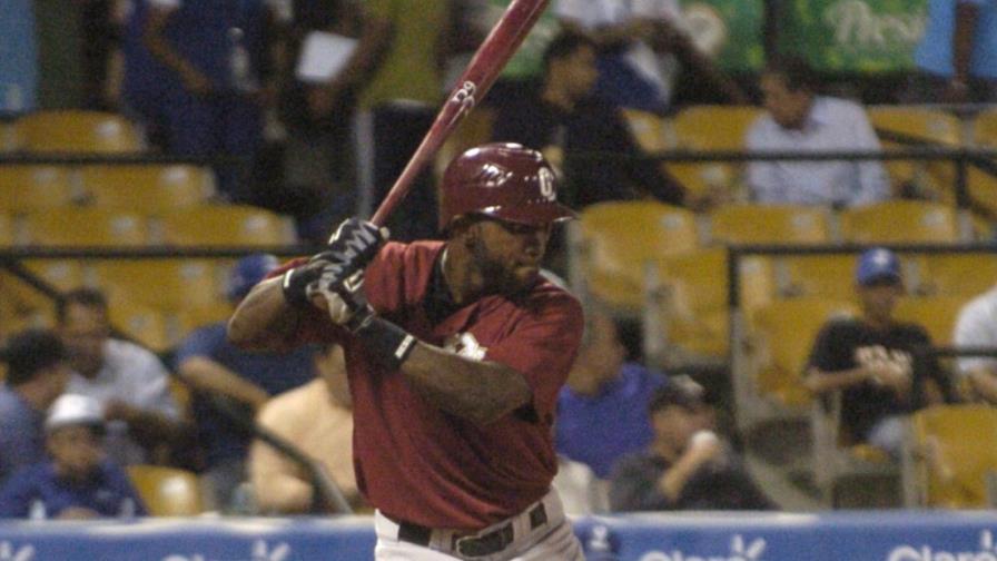 Marcell Ozuna, firme en liderato extrabases