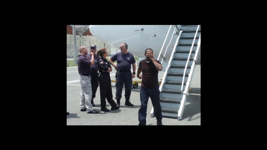 Dominicanos rompen récords de deportaciones en 2011 Dominicanos rompen récords de deportaciones en 2011