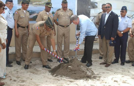 EE.UU. construirá muelle y estación naval en isla Saona