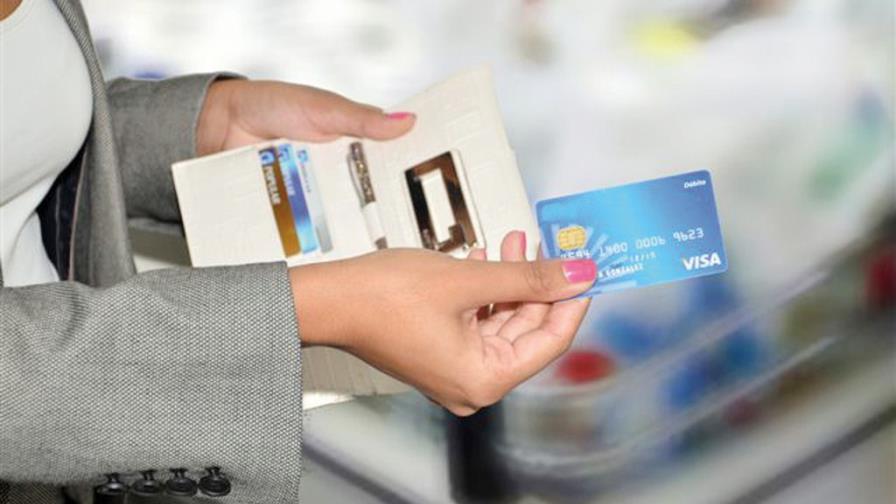 Usuarios tarjetas crédito mueven $9,712 millones