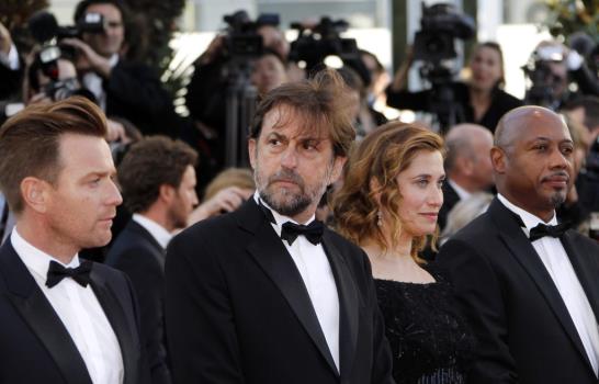 Glamur, lujo y estrellas en la primera alfombra roja de Cannes