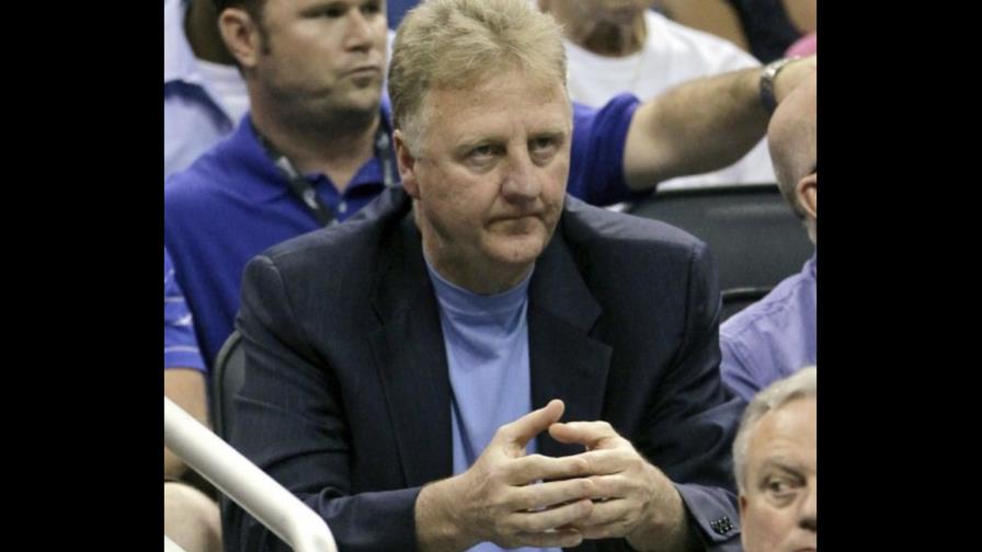 Larry Bird, directivo del año en NBA