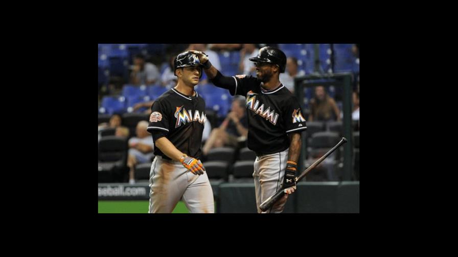 Los Marlins vencen a los Rays en juego de 15 entradas
