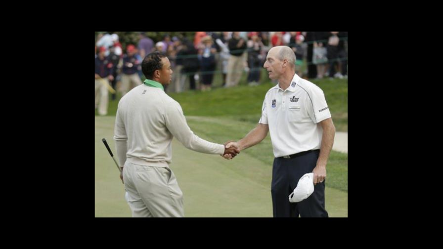 Tiger Woods se desploma a la hora buena en el US Open