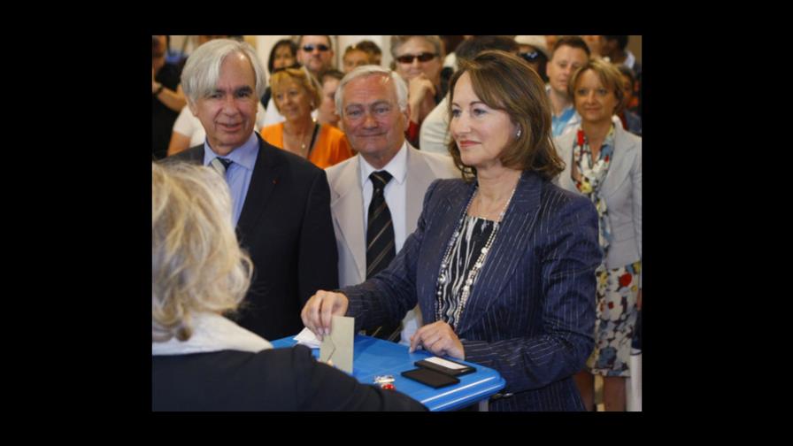 Ségolène Royal, Le Pen y Bayrou, derrotados en las legislativas francesas