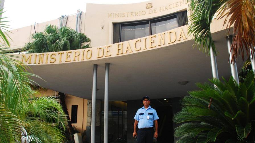 Deuda pública de RD aumentó en US$808.8 millones en cinco meses Deuda pública de RD aumentó en US$808.8 millones en cinco meses