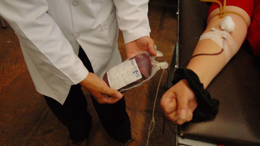 RD con escasez de bolsas sangre