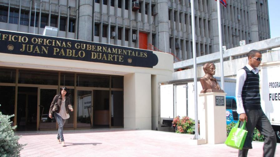 Salarios del Sector Público: ¿Bola de humo o Divertimento? (I)