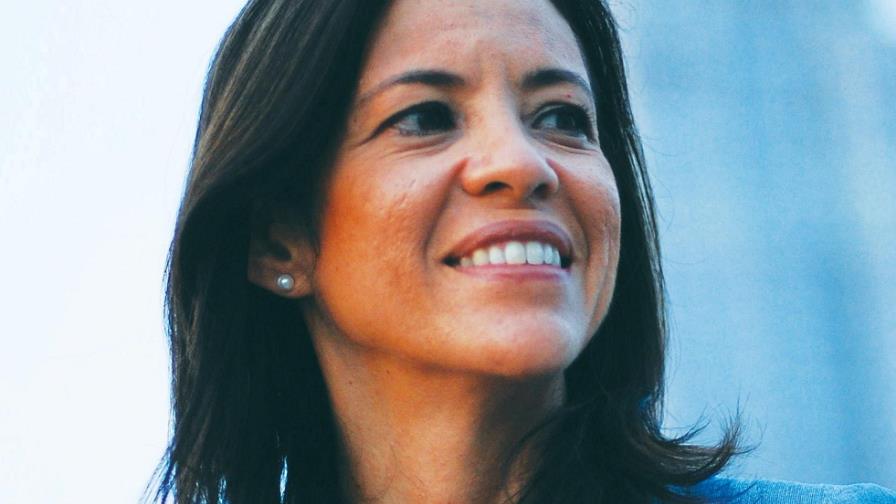 Jueza dominicana aspira ser la primera latina en la corte de sucesiones de Manhattan Jueza dominicana aspira ser la primera latina en la corte de sucesiones de Manhattan