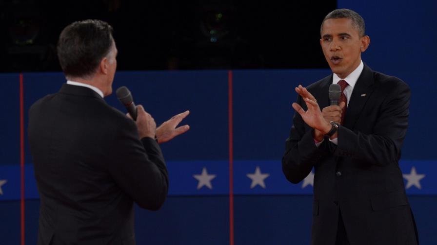 Obama comienza segundo debate más decidido