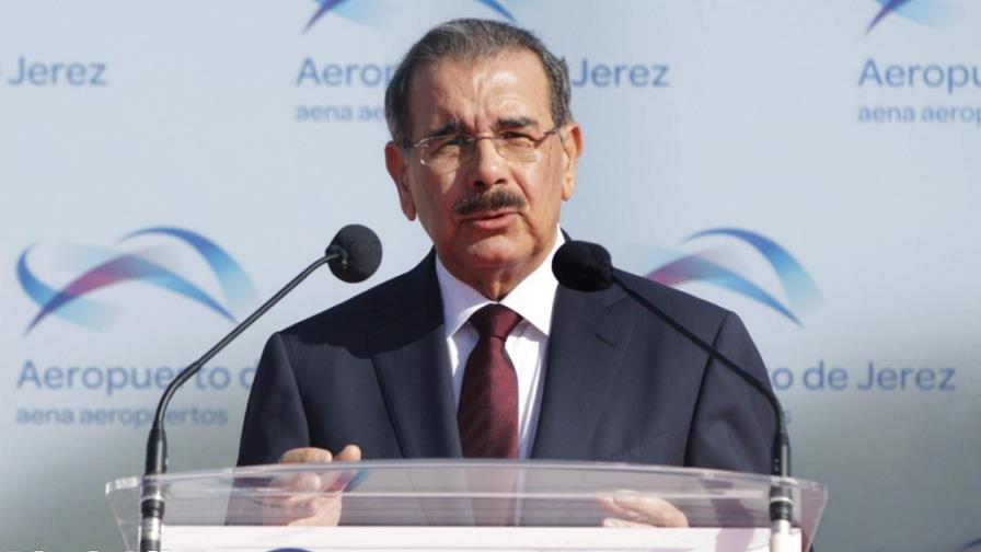 Danilo Medina habla hoy en la Cumbre; se reúne con empresarios y J.M. Aznar