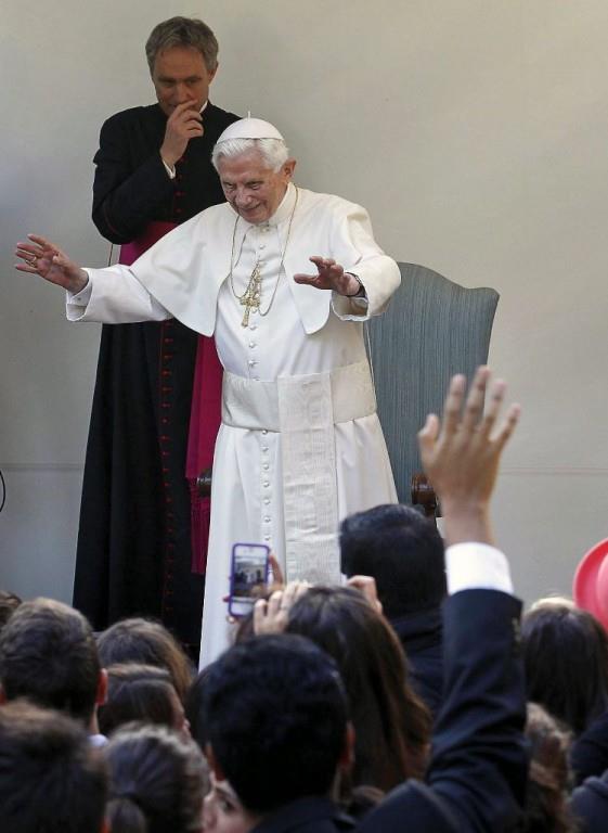 El papa pide evitar que por la crisis el derecho a salud sea para unos pocos