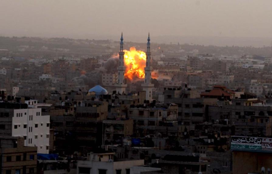 Israel lanza 300 bombardeos en Gaza
