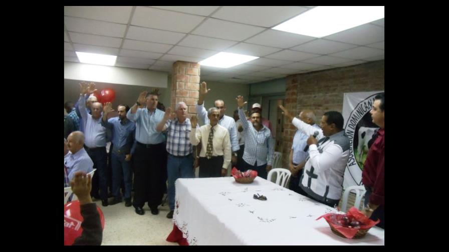 Productores de leche piden que se les dé prioridad Productores de leche piden que se les dé prioridad