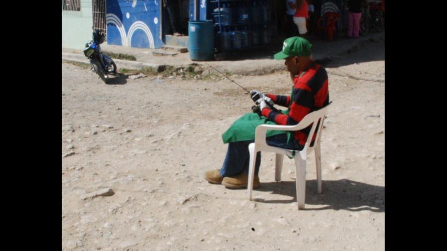 Área verde del Km. 13 de la autopista Duarte es una mueblería.