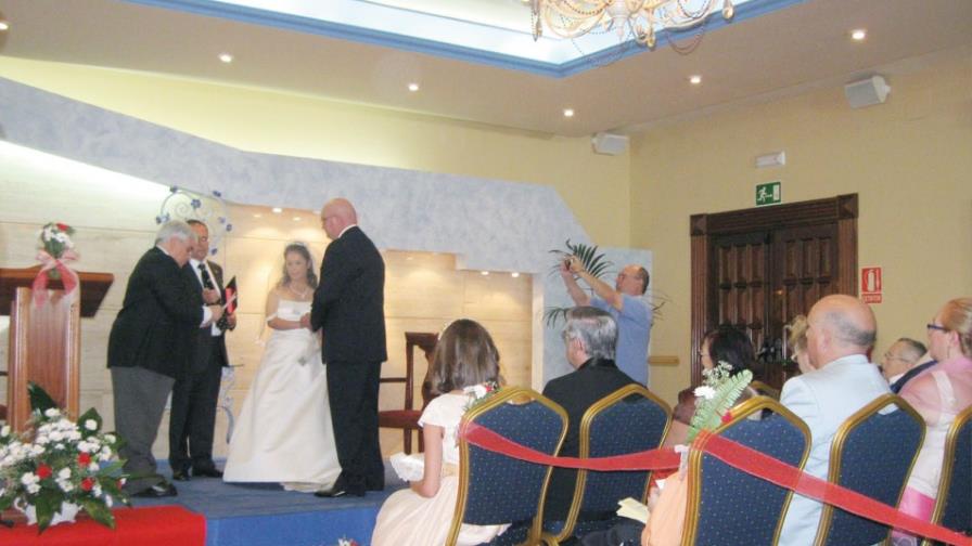 More than 2000 pastors will be able to perform non-Catholic marriages