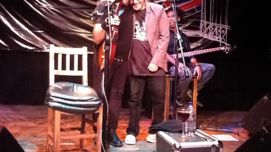 Carlos Varela, la emoción de la fuerza poética en Casa de Teatro