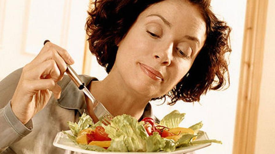 15 alimentos que las mujeres deben comer 15 alimentos que las mujeres deben comer