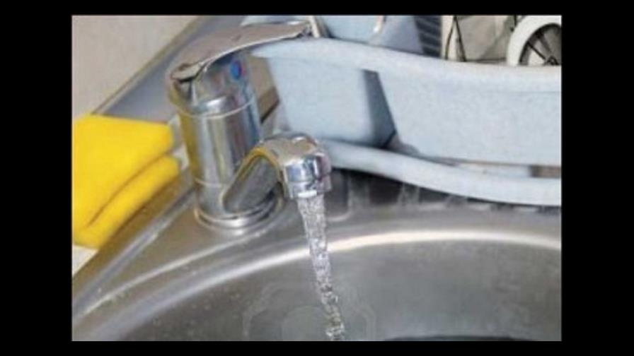 Protestan por 63 dias sin agua en Boca Chica