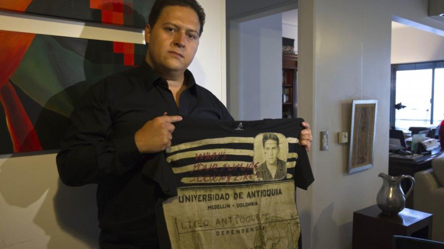 El hijo de Pablo Escobar lanza colección de ropa con la imagen del capo El hijo de Pablo Escobar lanza colección de ropa con la imagen del capo