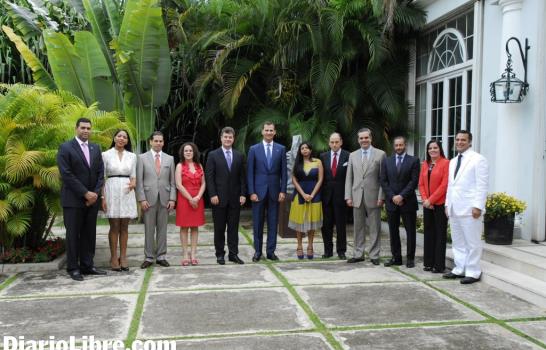 Dos encuentros del Príncipe Felipe de Borbón en el país