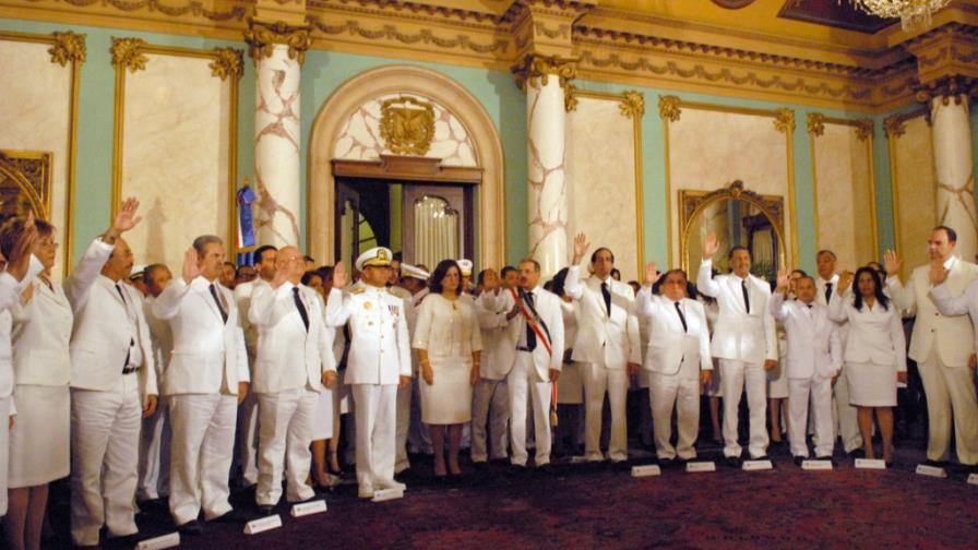 La oposición cuestiona los nombramientos de Danilo Medina