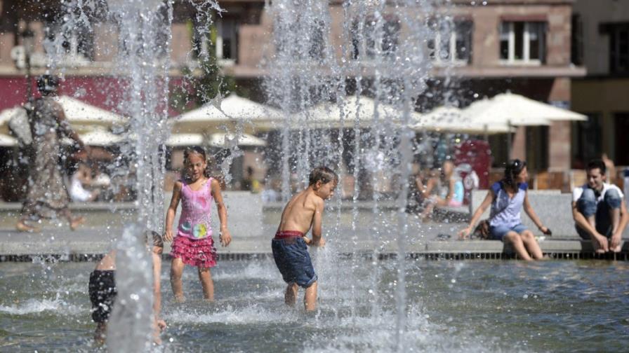 Intensa ola de calor afecta Francia