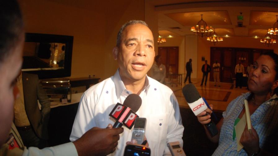 Bichara: Sector no aguanta tres años sin revisar contratos Bichara: Sector no aguanta tres años sin revisar contratos