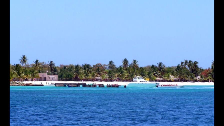 Marina de Guerra afirma construcción en isla Saona no violará soberanía nacional Marina de Guerra afirma construcción en isla Saona no violará soberanía nacional