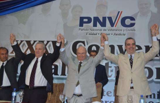 PNVC proclama a Hipólito Mejía como su candidato presidencial