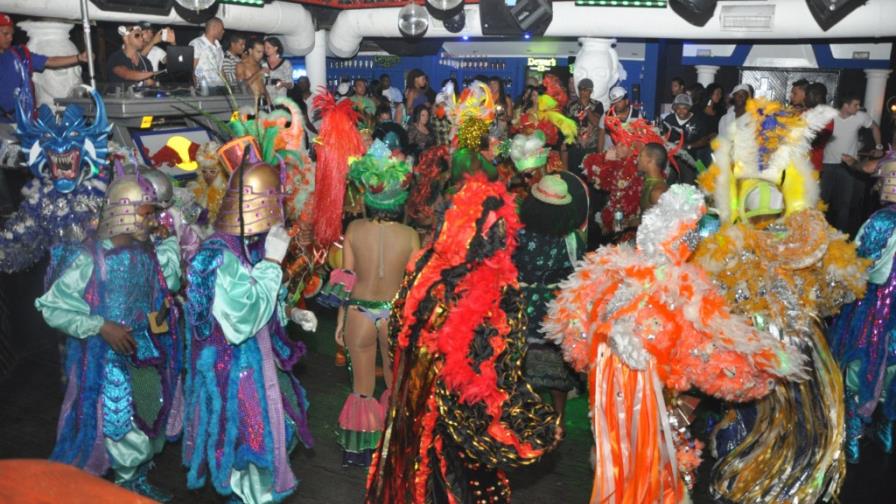 Celebran carnaval en la discoteca Mangú de Punta Cana