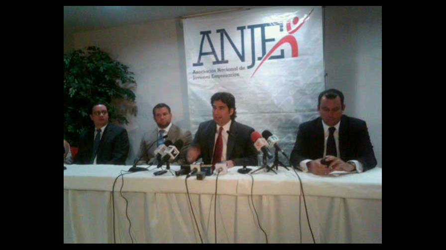 Suspenden el debate entre Hipólito y Danilo por falta de consenso