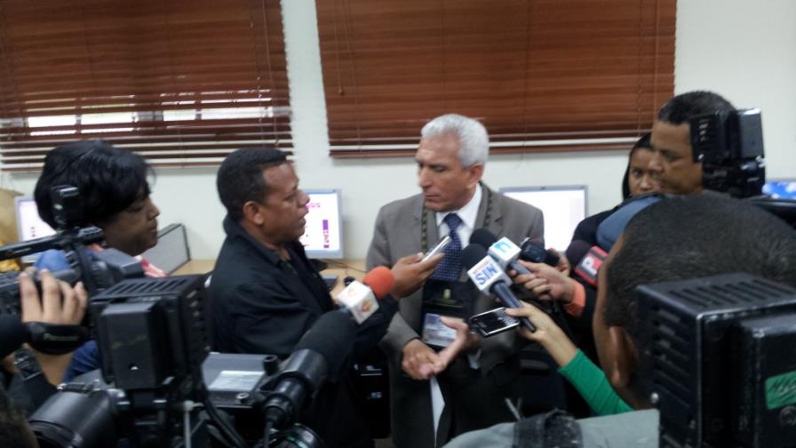 PRD denuncia Temístocles Montás compra cédulas en el Sur