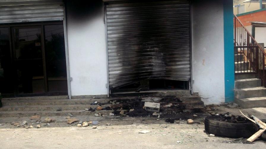 Incendian inmuebles y equipos EdeNorte