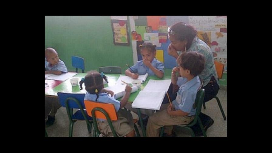 Educación transfiere RD$28 millones a juntas distritales para reparar escuelas Educación transfiere RD$28 millones a juntas distritales para reparar escuelas