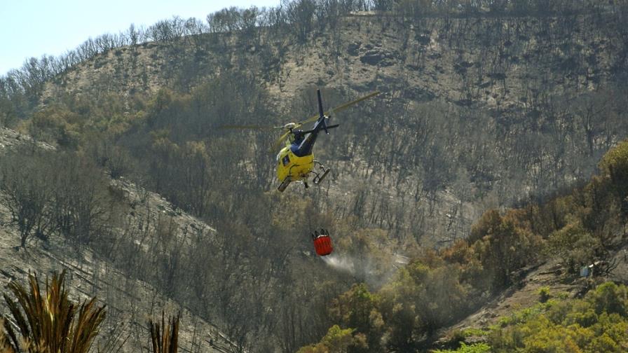 Sigue activo en España un incendio que ha quemado más de mil hectáreas