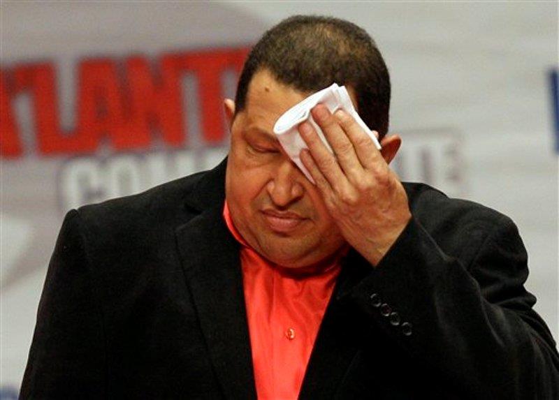 Chávez en condición estable tras infección respiratoria