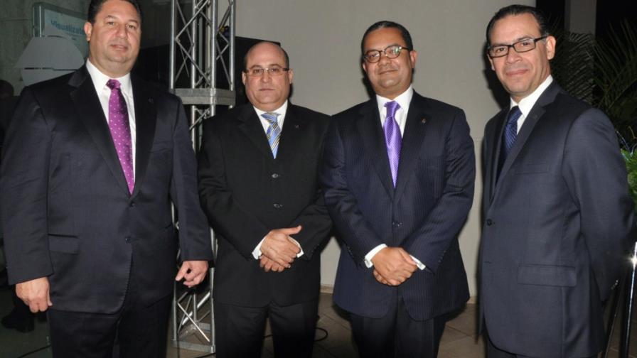 Banco Santa Cruz celebra encuentro navideño