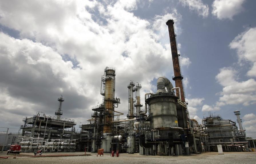 El petróleo de Texas sube el 1,79 % y cierra en 89,51 dólares por barril