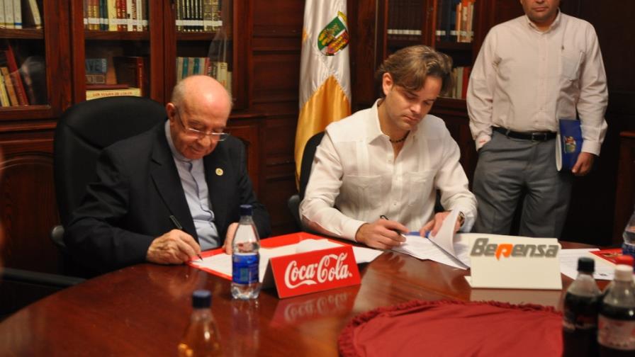 Bepensa dominicana firma convenio educativo con UCSD