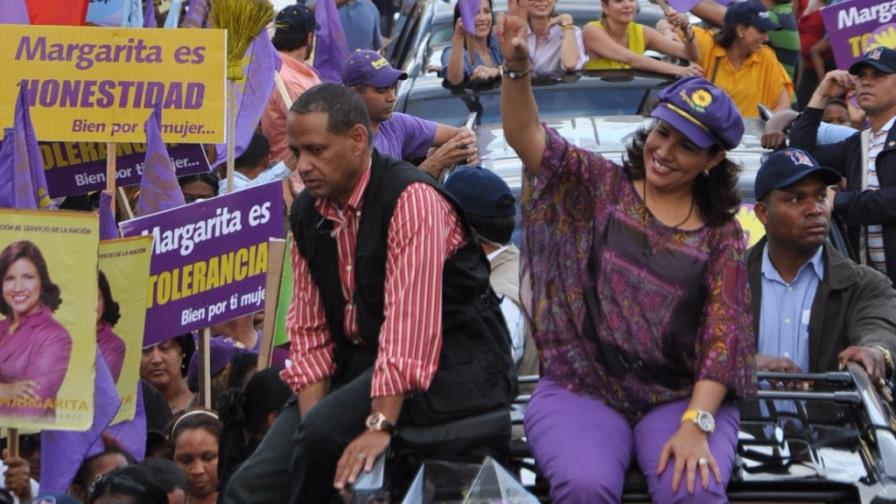 Margarita Cedeño, primera esposa de un Presidente que aspira a la Vicepresidencia
