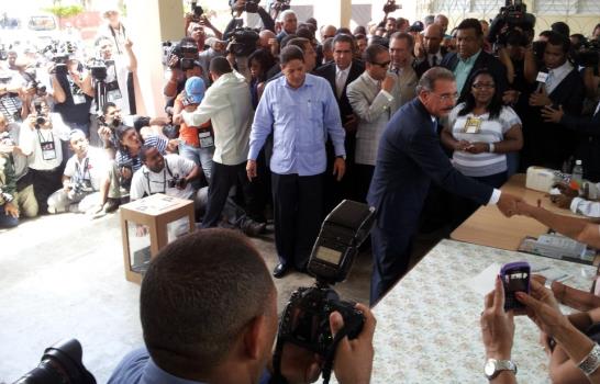 Danilo Medina pide a los peledeístas respetar el derecho de los demás